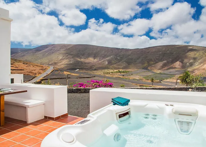 House Casa Mariposa In ヴィラ