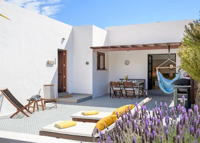 House Casa Mariposa In ヴィラ Tabayesco