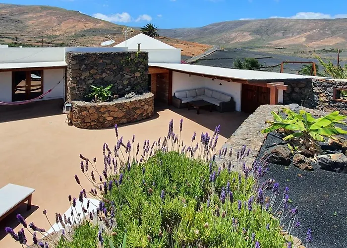 House Casa Mariposa In *