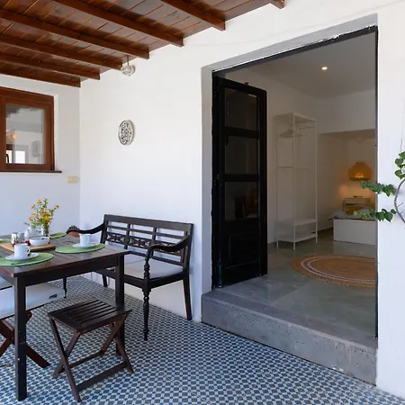 House Casa Mariposa In * Tabayesco